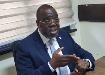 Senator Edwin Snowe speaks during a Senate session as he addresses MICAT's treason accusation and fears for his life.