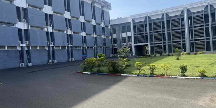 Exterior view of Liberia’s Capitol Building in Monrovia, showing an empty courtyard and quiet surroundings after staff evacuation due to security concerns ordered by Speaker Richard Koon