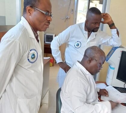Dr. Dougbeh Chris Nyan conducting Mpox diagnostics at Liberia’s National Reference Laboratory