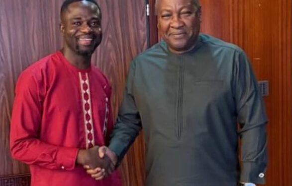 Ghanaian journalist Manasseh Azure Awuni meets and shakes hands with former President John Dramani Mahama after commending him for ending Zoomlion’s controversial sanitation contract.