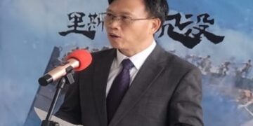 Chinese Ambassador Yin Chengwu delivers a speech in Monrovia during the 80th anniversary commemoration of the WWII Victory of the Chinese People’s War of Resistance.