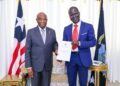 EPA Executive Director Dr. Emmanuel K. Urey Yarkpawolo presents Liberia’s draft carbon policy to President Joseph Nyuma Boakai at the Executive Mansion.