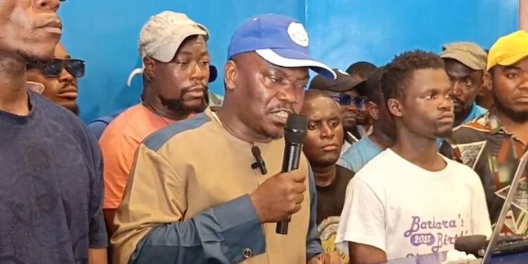 CDC Acting Chairman Janga A. Kowo speaks to supporters during a press conference on the party’s Supreme Court appeal against its eviction from the Congo Town headquarters.