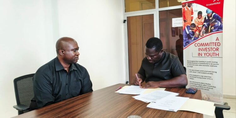 ArcelorMittal Liberia officials sign a three-year sponsorship agreement with the Liberia Marathon Trust in Monrovia, committing $30,000 annually.
