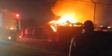 Flames engulf the home of NSA Director Prince C. Johnson III in Paynesville’s Soul Clinic community as residents and firefighters battle the blaze