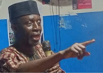 iberian lawyer and former presidential candidate Cllr. Tiawan Saye Gongloe speaking in Monrovia, warning that corruption could ‘outsource’ the presidency.