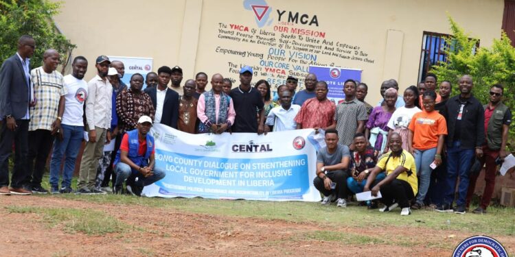 Participants of the Bong County governance dialogue pose for a group photo organized by Naymote, CENTAL, and CDG to strengthen local accountability.