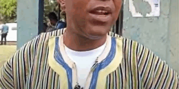 Clinton Brown, chairman of the Totota explosion victims’ grievance committee, speaking to the press