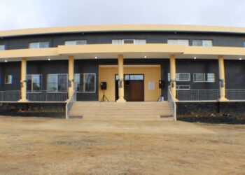 A courthouse building in Nimba County, seen from the front.