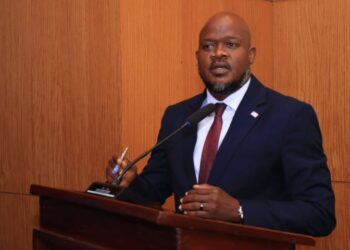 Twayen Flags Major Gaps in Ivanhoe