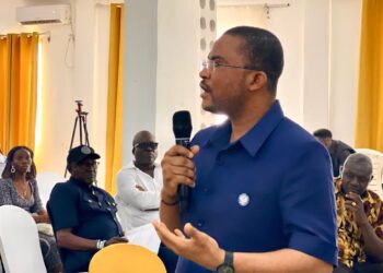 Deputy Public Works Minister Prince Tambah speaks at ESOL engineering conference