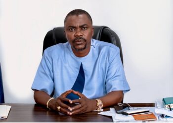 National Bureau of Concessions Director General Hanson Kiazolu during announcement of tax audit findings