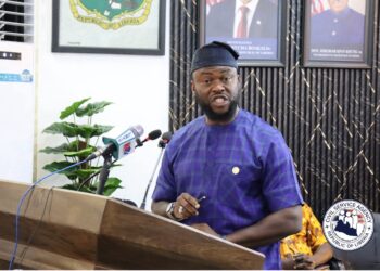 CSA Director General Josiah Jokai announcing new workforce control measures and NDA policy in Liberia
