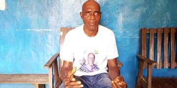 Blind elderly man in Harper appealing for help after losing home to fire