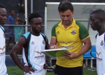Coach Ibrahim Cezayir instructing Bea Mountain players during match