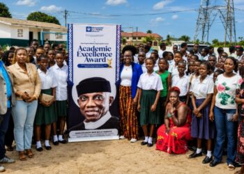 Outstanding students of Kpor Town Public School receive Academic Excellence Awards during a ceremony in Margibi County.