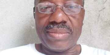 Former NEC Commissioner David Menyongai speaks in support of Jonathan Weedor's nomination as chairman of Liberia's National Elections Commission.