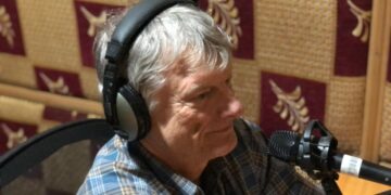 U.S. Embassy Public Affairs Officer Raymond Stephens visits Phoenix FM at William V. S. Tubman University in Harper, Maryland County.