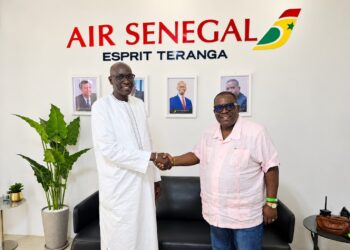 Air Sénégal and Liberia Civil Aviation Authority representatives at a meeting in Dakar.