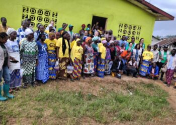Participants at an LWEP community gathering in Gbojay, Bomi County.
