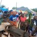Market women protesting on the Duala-Kokoyah Road in Lelekpayea, Bong County.